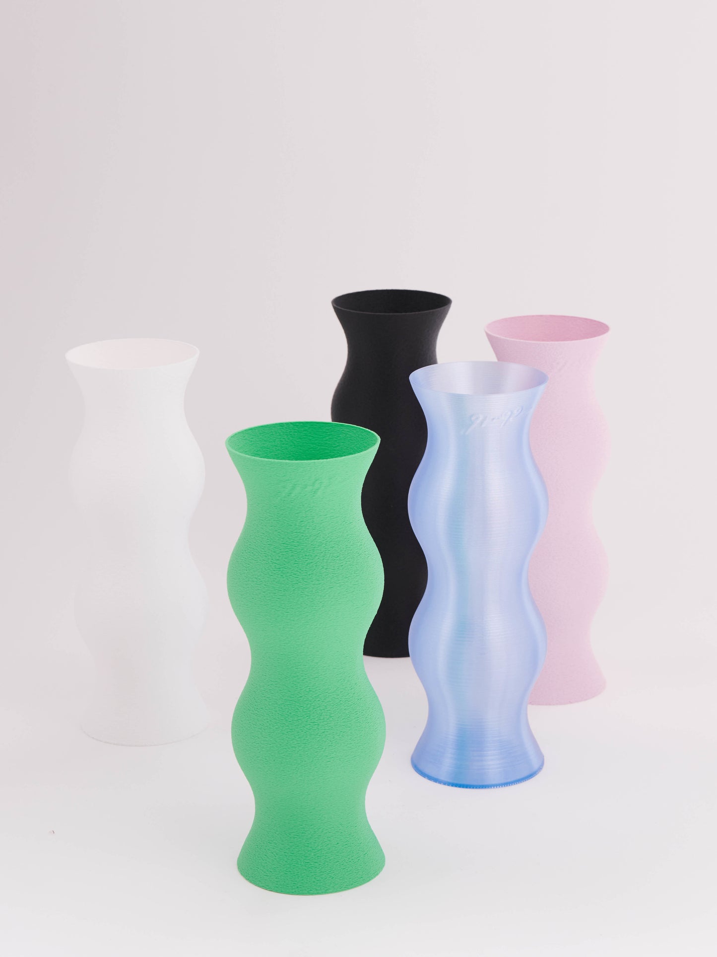 Plastic Surgery 03 Vase - Black