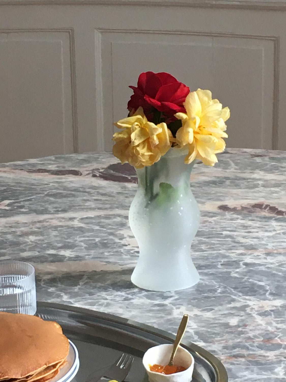 Plastic Surgery 02 Vase - Clear