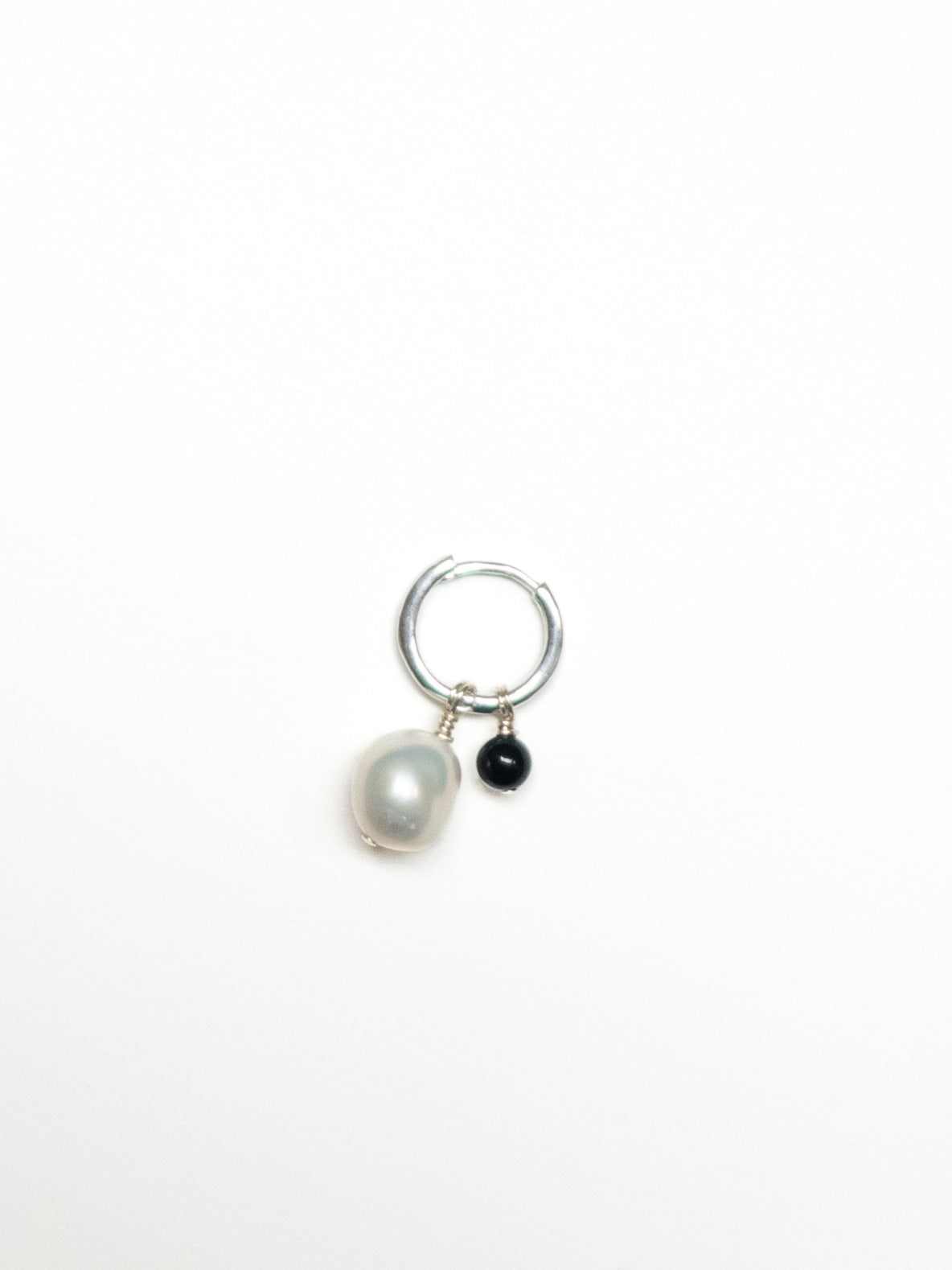 Baba Earring (Single) - Black Agate