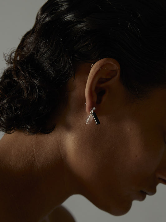 Bebecita Earring (Single) - Onyx & Rose Quartz