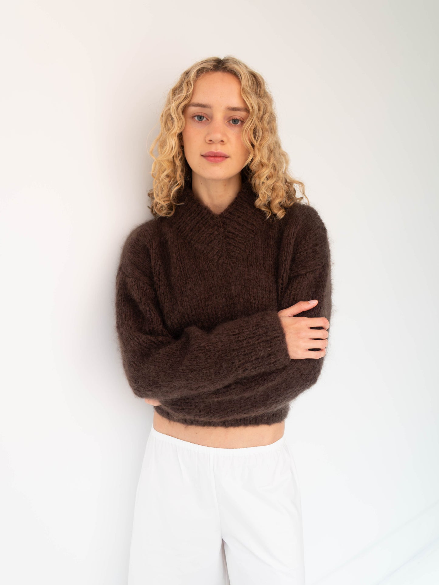 Daphne Sweater - Chocolate