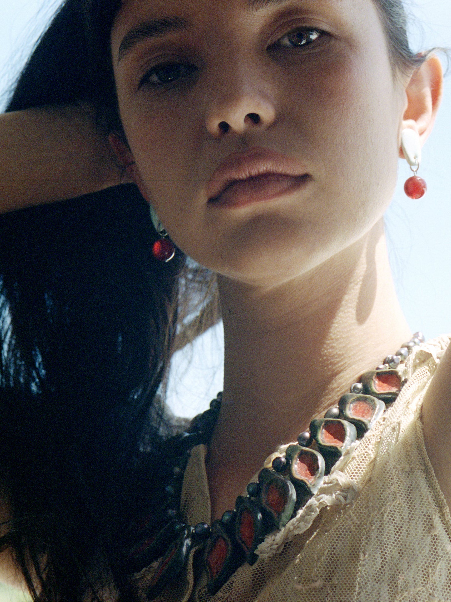 Jume Earring - Ice/Carnelian