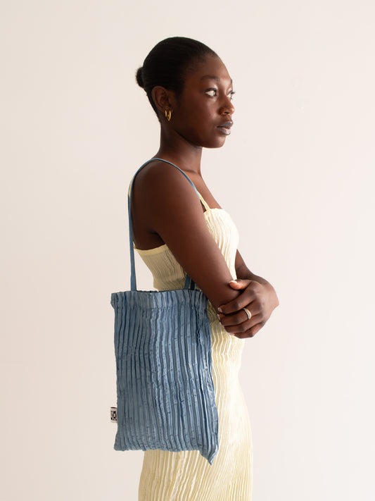 Plissé Silk Bag - Light Indigo