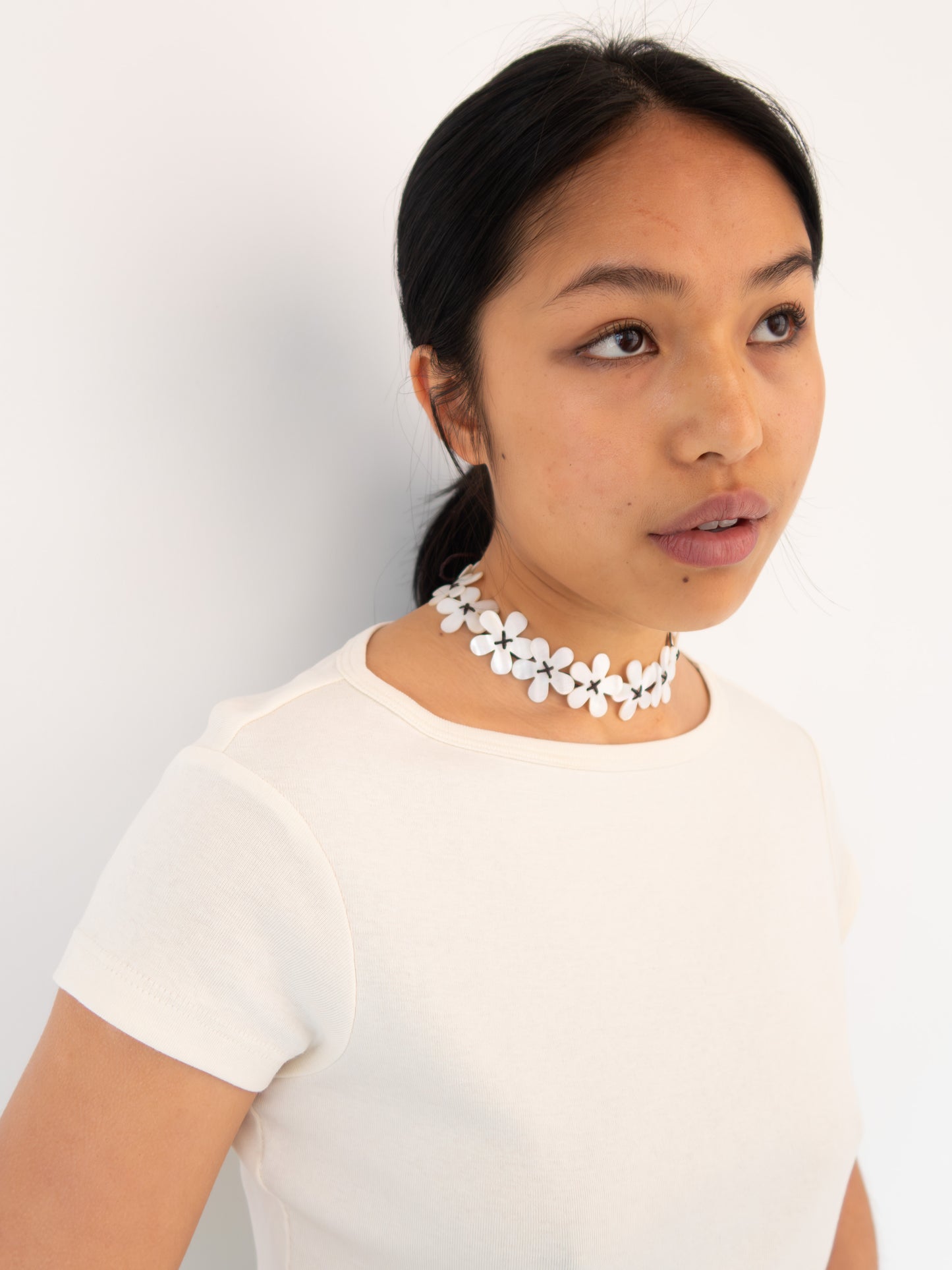 Vintage Shell Choker - Iridescent