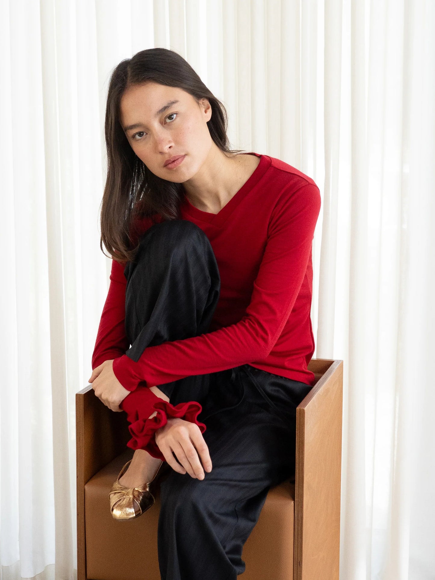 High V-Neck Long Sleeve - Crimson