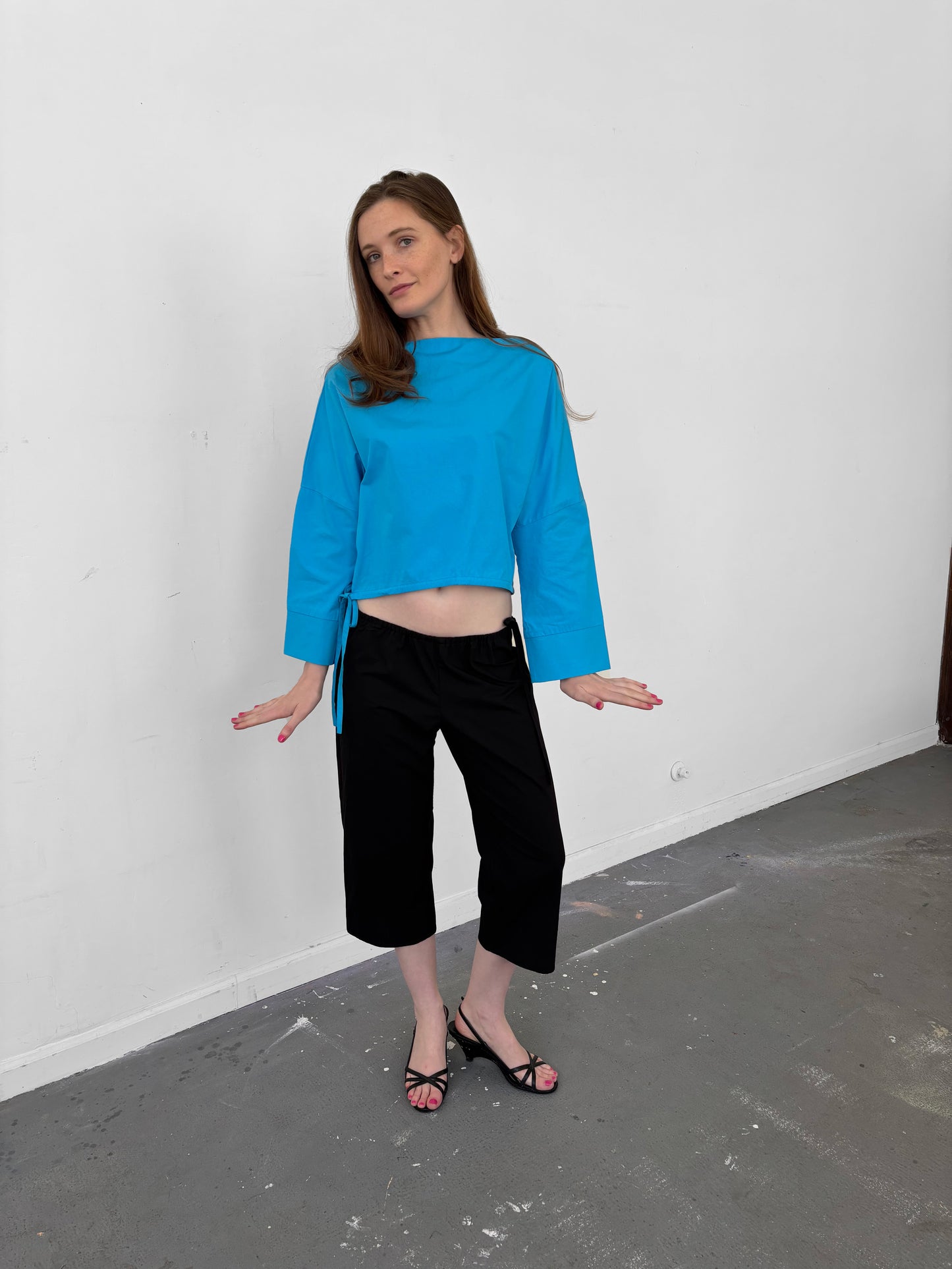 PRE ORDER: Tie Capri - Black